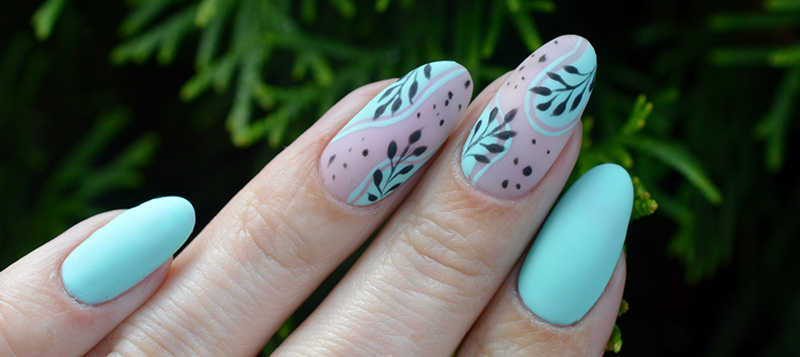 бирюзовый маникюр